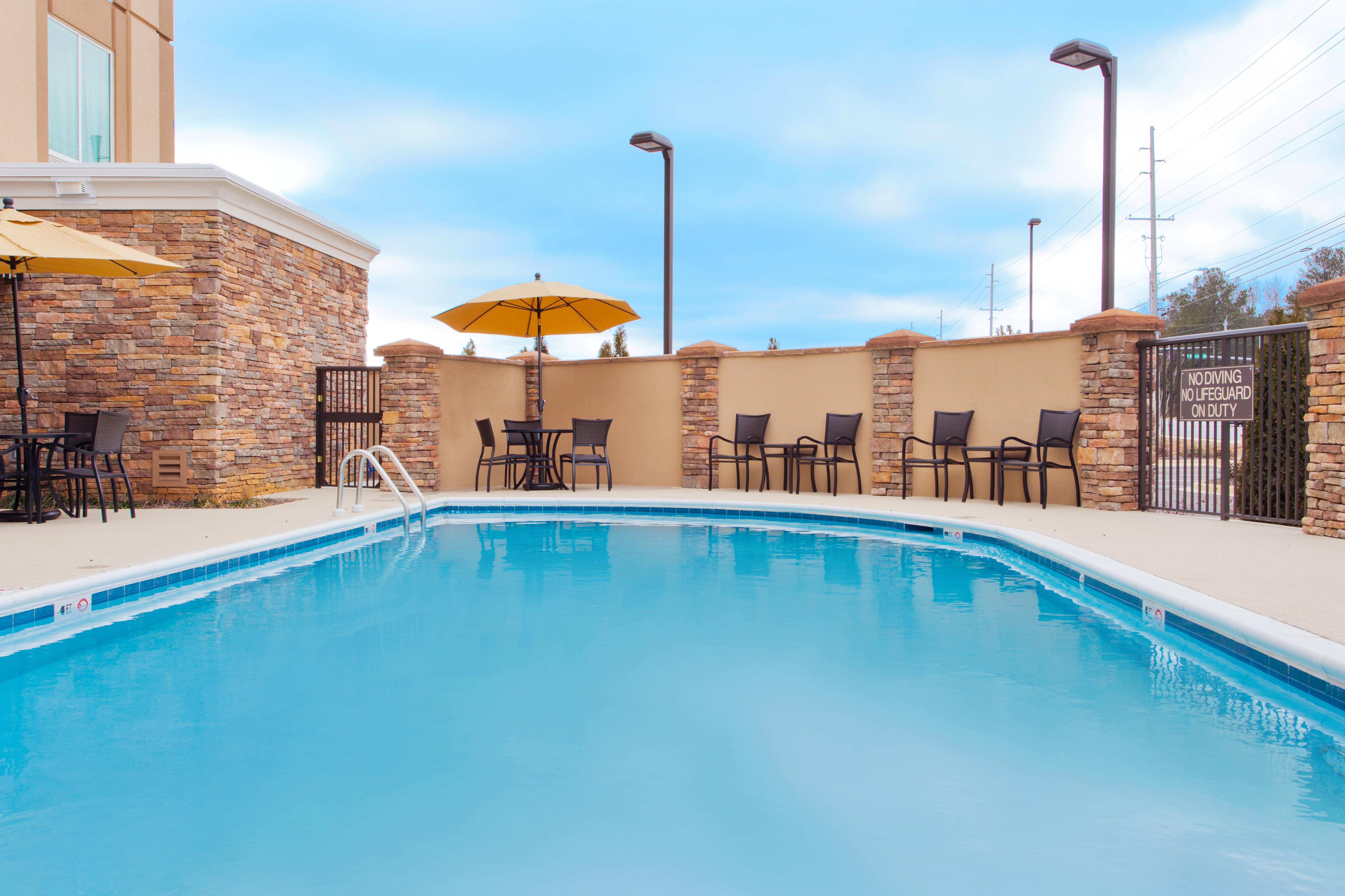 Holiday Inn Express Hotel & Suites Huntsville West - Research Park By Ihg Екстер'єр фото